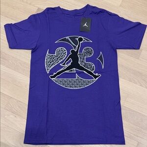 Jordan tee small